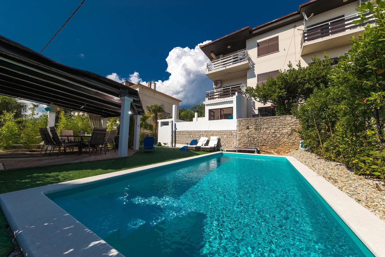 Apartments Agape Crikvenica Exterior photo
